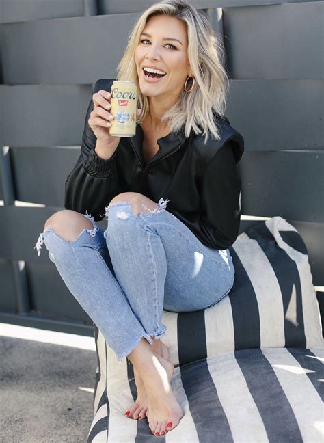 charissa thompson feet